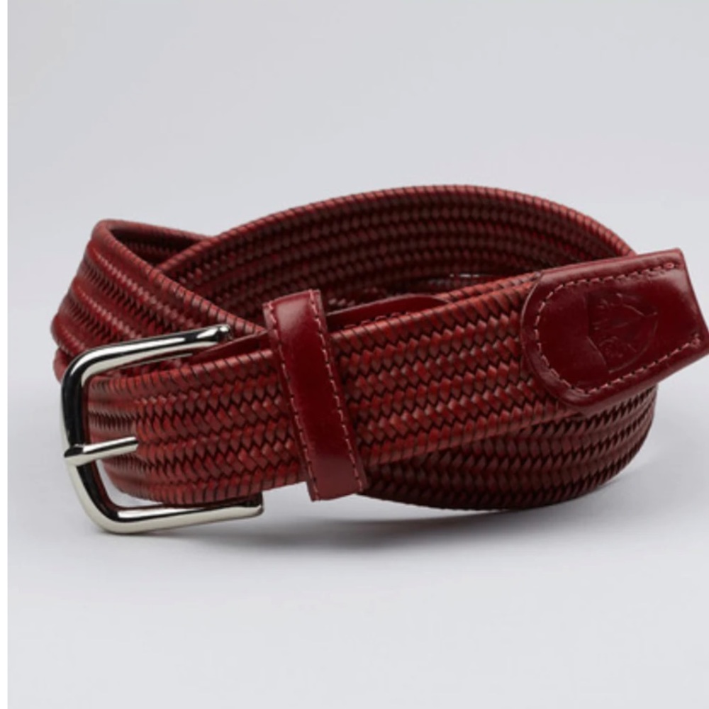 Bucks club belt back nine in Georgia red UGA dawgs